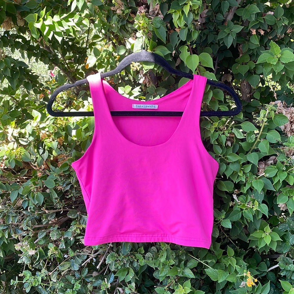 AMAZON tank top